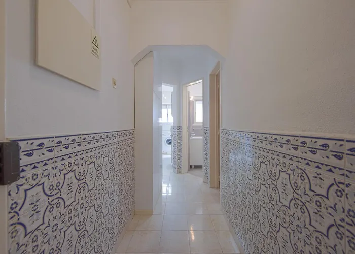 Alameda Typical By Homing ליסבון