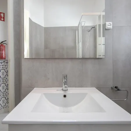 Alameda Typical By Homing Апартаменты Лиссабон