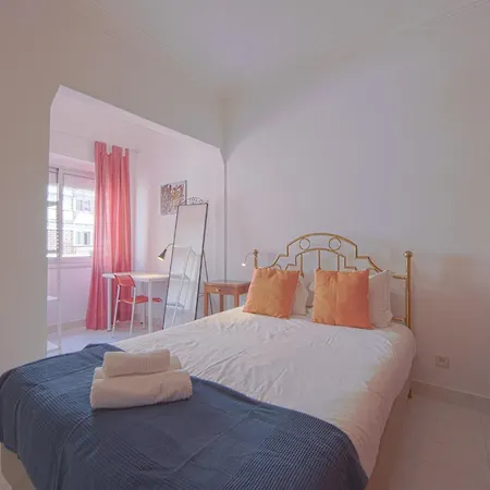 Alameda Typical By Homing Lisbona