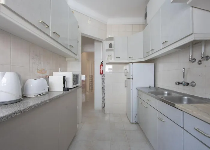 Alameda Typical By Homing Appartement Lissabon